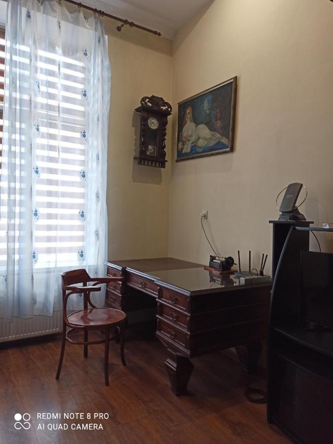 Kozatski Apartments ลวีฟ ภายนอก รูปภาพ